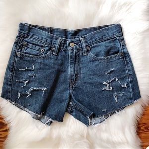 Levi's Shorts - Levi's 514 Distressed & Destroyed Frayed Shorts Levi's Shorts - Levi's 514 Distressed & Destroyed Frayed Shorts